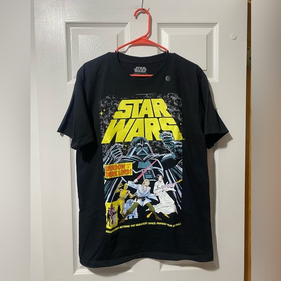 Star Wars Shadow Of A Dark Lord Graphic Tee - NWT - Picture 1 of 7